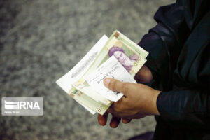 تأثیر کاهش نرخ بهره بین بانکی بر رشد بازار سهام/ اوراق تبعی بورس را مثبت کرد