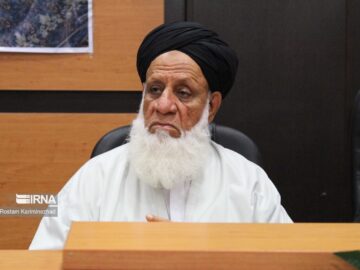امام جمعه اهل سنت چابهار حمله تروریستی به دادگستری زاهدان را محکوم کرد