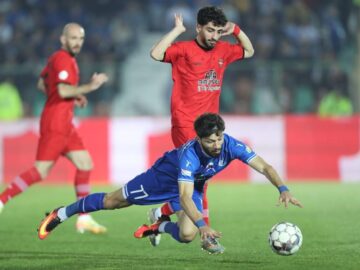 هفته نخست لیگ برتر/ قهرمان پذیرای استقلال؛ پرسپولیس به مصاف فجر می‌رود