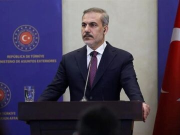 وزیر امور خارجه ترکیه: از تقسیم سوریه جلوگیری می‌کنیم