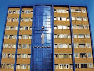 دانشگاه علمی کاربردی در خط مقدم تحول علم خواهد ایستاد