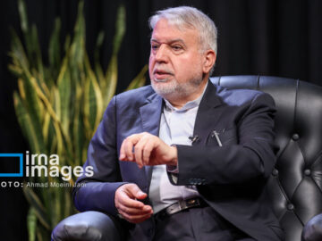 «ایران» باید به گفتمان غالب نسل جوان تبدیل شود