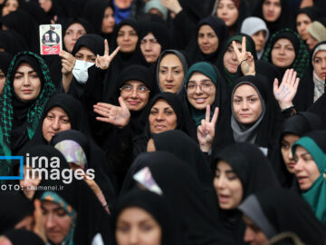 تدوین سند بررسی وضعیت زنان و خانواده فارس؛ مشاوران امور بانوان توانمند می‌شوند