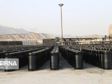 ۲ هزار تن قیر برای آسفالت راه‌های روستایی شیروان جذب شد