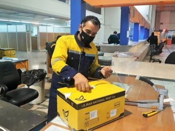 مدیرکل پست: فروشگاه‌های اینترنتی کرمانشاه ۳۰۰ درصد افزایش یافت