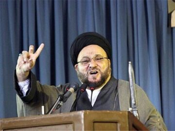 خطیب جمعه اصفهان: ایرانیان با صبر و ایمان خود در مقابل دشمنان ایستاده‌اند