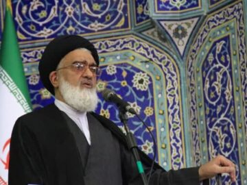امام جمعه قم: جنگ ۱۲ روزه علیه ایران، مصداق واقعی “جنگ احزاب” بود