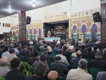 امام جمعه موقت اهواز: دشمنان، آرزوی تجزیه ایران را به گور خواهند برد