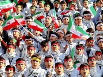 امام جمعه قرچک: آینده روشن کشور در گرو ایمان، اخلاق و دانایی نوجوانان است