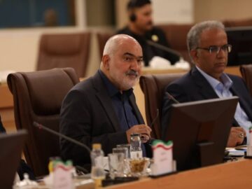 تاکید استاندار خوزستان بر همکاری دوجانبه ایران و عراق برای مهار آتش‌سوزی هورالعظیم