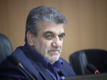 انتقاد استاندار سمنان از بلاتکلیفی صنعتگران به‌خاطر وعده‌های تکراری و بی‌نظمی اداری