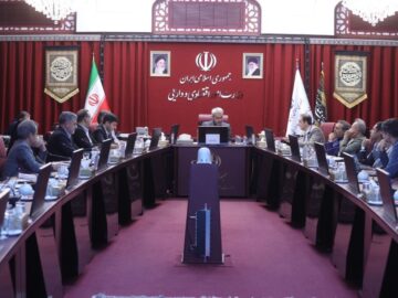 ورود دستگاه‌های اجرایی به موضوع سهام عدالت ممنوع شد
