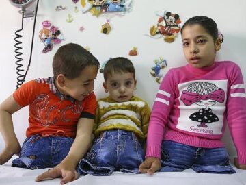 هر روز ۱۰ کودک فلسطینی پاهای خود را از دست می دهند