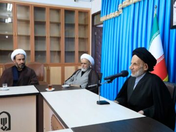 امام جمعه بیرجند: سلامت شورای نگهبان، ضامن بقای اسلام و انقلاب است