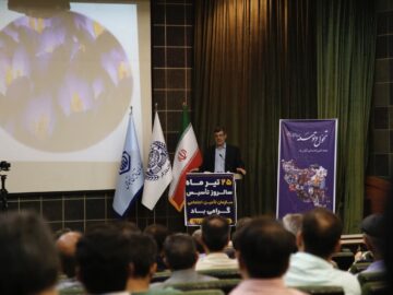 استاندار یزد: توجه به کرامت و آرامش روانی کارگران ضروری است