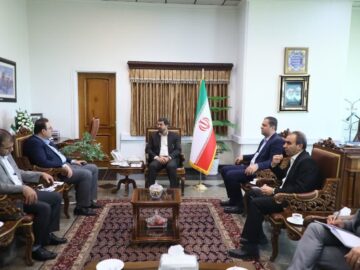 استاندار همدان: بانوان نقش کلیدی در توسعه تولید دارند