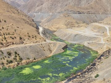 هشدار فعالان محیط زیست کردستان نسبت به آغاز آبگیری سد ژاوه +فیلم