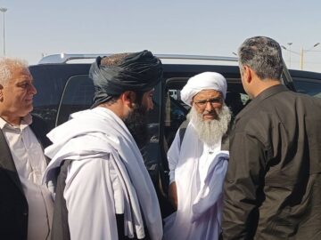 والی هرات افغانستان وارد گذرگاه رسمی دوغارون تایباد شد