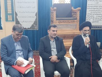 امام جمعه کاشان: اجرای سیاست‌های رهبری در بخش سلامت و حفظ وحدت ملی اولویت است 