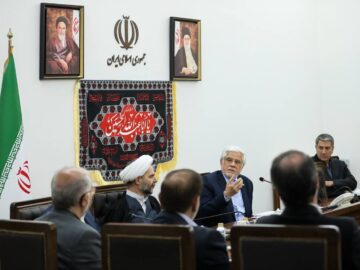 هشدار جدی عارف به محتکران؛ انبارهای مملو از کالا را باز می‌کنیم
