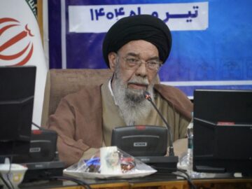 امام جمعه اصفهان: توسعه علم در مسیر سربلندی کشور ضروری است