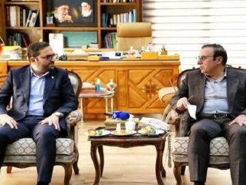با تمام توان در کنار تولیدکنندگان بخش کشاورزی هستیم