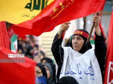 فیلم | برگزاری اجتماع زینبیون با حضور سحر امامی در مصلای بوشهر