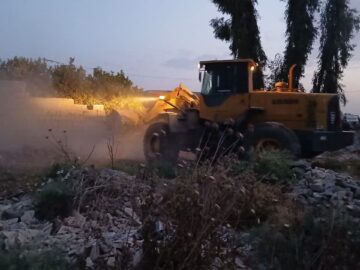 ساخت و سازهای غیرمجاز در ۱۷ هکتار از زمین‌های کشاورزی دزفول قلع و قمع شد