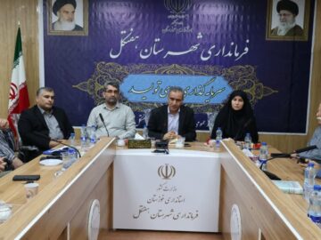 استفاده از نظرات نخبگان خوزستان برای سیاست‌گذاری دولت ضروری است