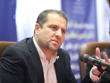 معاون وزیر ورزش: ترمیم حقوق کارکنان در دستور کار وزارتخانه است