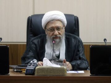 آیت‌الله آملی‌لاریجانی: مکانیزم ماشه در وضعیت فعلی برجام، هیچ سند حقوقی ندارد