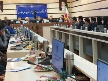 مجوز راه‌اندازی نیروگاه‌های خورشیدی ۳۵۶ مگاواتی چهارمحال و بختیاری صادر شد