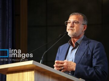 نماینده مجلس: تصمیم‌گیری‌های درست و همراهی مردم، نقشه‌های دشمن را بی‌اثر کرد