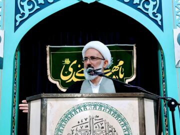 امام جمعه گلپایگان: گرسنگی دادن مردم غزه، مصداق جنایت علیه بشریت است