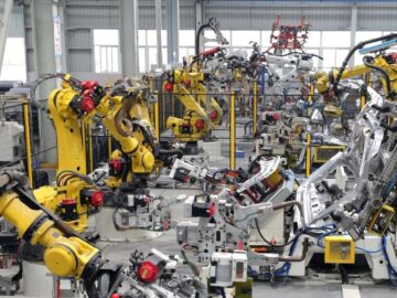 هوش مصنوعی به توسعه پایدار می‌انجامد یا شکاف‌های اقتصادی را تشدید می‌کند؟