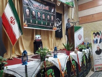 تاکید بر راه شهدا در برنامه‌های فرهنگی، گامی موثر برای حفظ هویت ملی است