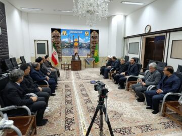 ملت ایران با تمام توان برای تحقق تکالیف ترسیمی رهبر انقلاب تلاش کنند