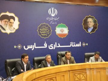 معاون استاندار فارس:منابع ملی برای اجرای طرح‌های گلخانه‌ای به کار گرفته شود