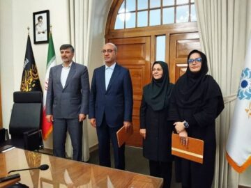 امضای تفاهم‌نامه راه‌اندازی ۹کتابخانه سیار در کرمانشاه