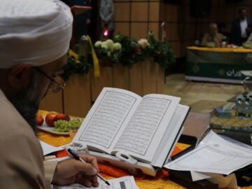 صدای قرآن در بیرجند طنین‌انداز شد؛ آغاز رقابت ۱۰۷ نخبه قرآنی در مرحله استانی