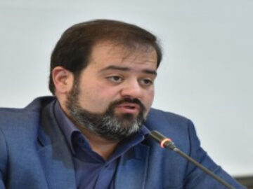ظفری: ارتباط وزارت ارشاد با کانون‌های تبلیغاتی نیازمند بازنگری است