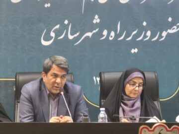 استاندار کرمان: بنگاه‌های اقتصادی برای بهسازی راه‌ها پای کار می‌آیند