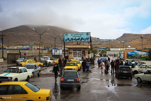 ورود زائران خارجی اربعین از مرز بازرگان؛ استقرار ۴ موکب و ۸ گیت در مرز