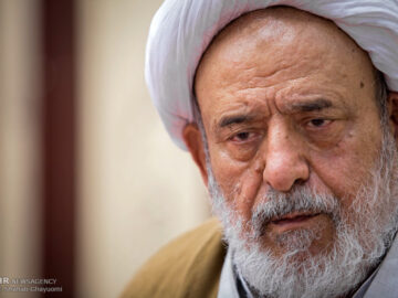 کسانی که به کمالات الهی رسیدند به خاطر «ادب» بود؛ بی ادب محروم می ماند