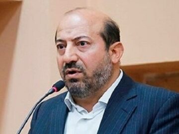 فرهنگ امام حسین (ع) مبارزه‌ی با جهالت است؛ از اهانت به حوزه نباید گذشت