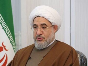 تعرض نسبت به رهبر انقلاب یعنی نابودی منافع آمریکا و متحدانش در دنیا