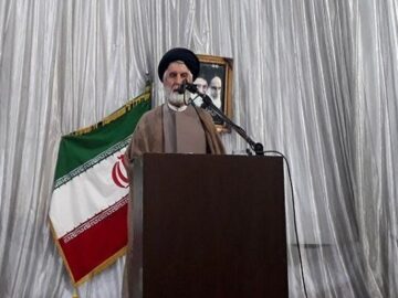 امام جمعه خاکعلی: غزه نماد مقاومت در برابر ظلم و نسل‌کشی با گرسنگی