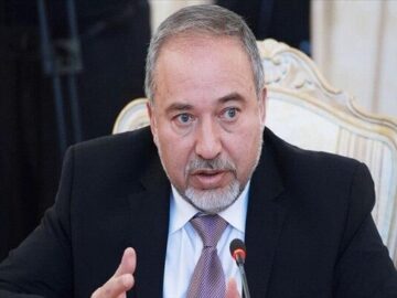 اعتراف لیبرمن به خسارت چشمگیر ناشی از حملات موشکی ایران به اسرائیل