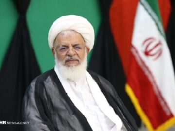 تاکید امام جمعه یزد بر دقت در پذیرش دانشجویان دانشگاه فرهنگیان