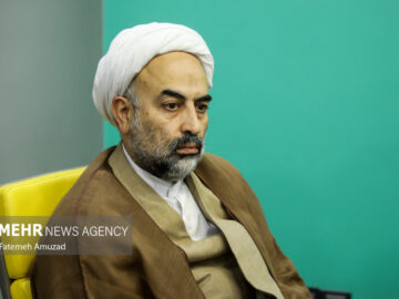 نهادها جایگزین احساس تکلیف فردی شده اند؛نخوانده می گفتند«خیمه» نجس است